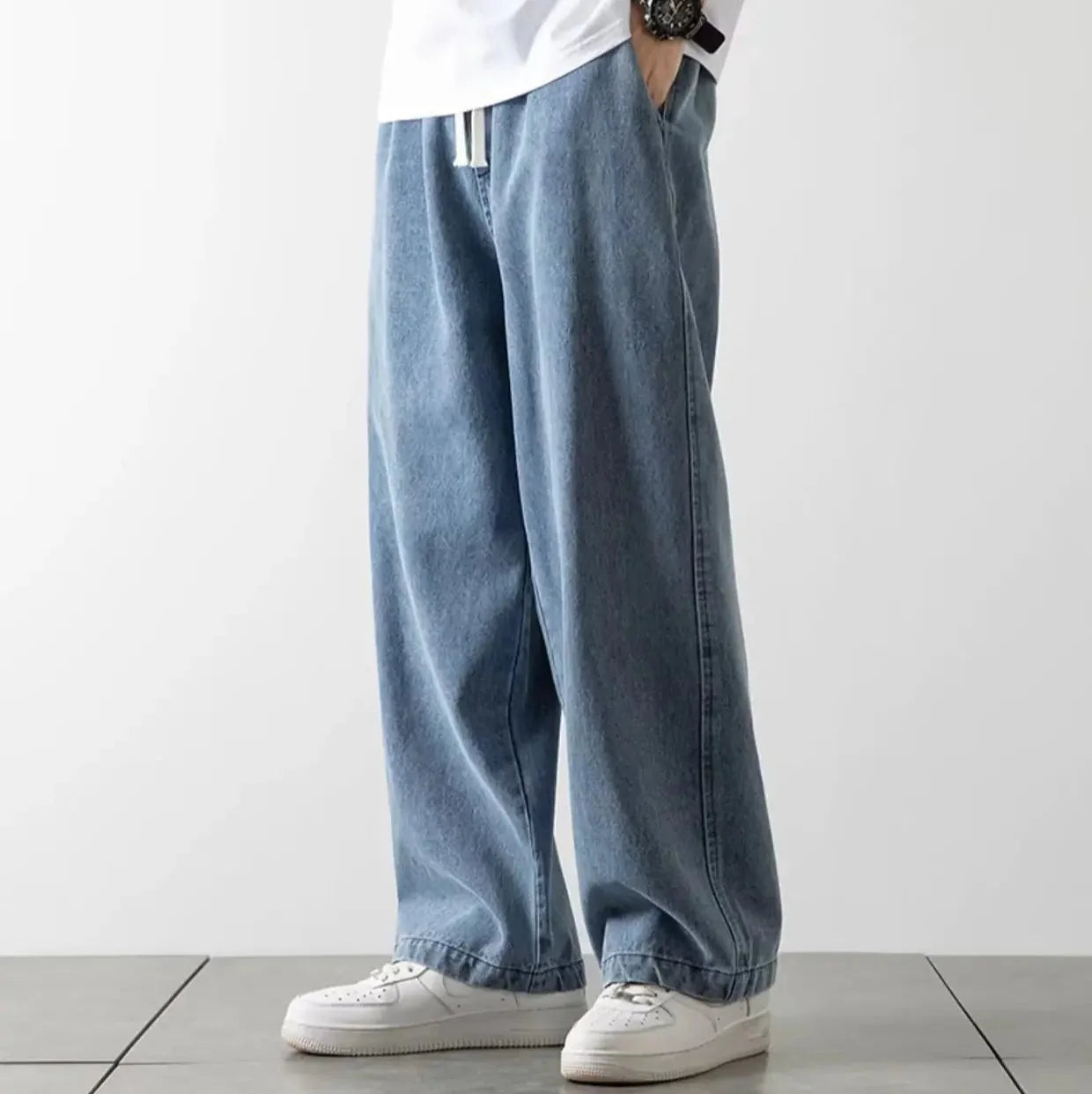 Light Wash Baggy Jeans