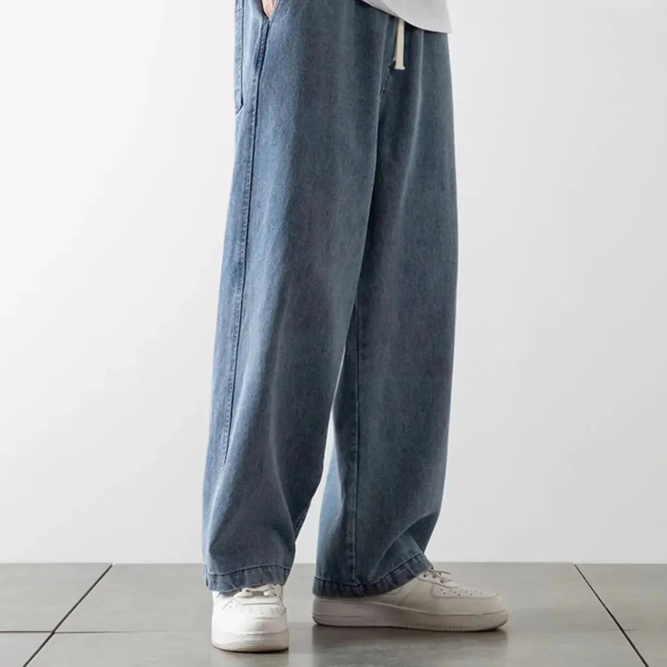 Light Wash Baggy Jeans